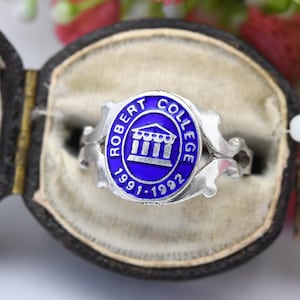 Vintage Robert College Sterling Silver Enamel Signet Ring Class of 1991 1992 - School Ring Blue Class Ring | UK Size M 1/2 | US Size 6 1/2