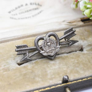Antique Sterling Silver Middlesex Regiment Sweetheart Brooch