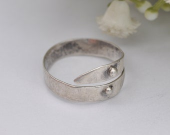 Vintage Sterling Silver Bypass Handmade Ring - UK Size - P 1/2 / US Size - 8