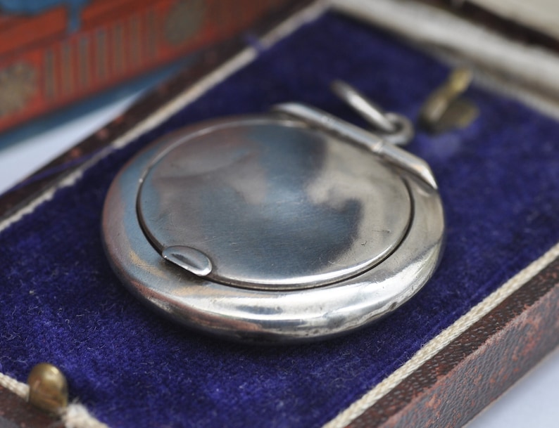 Antique Art Deco Sterling Silver Compact Mirror Locket Pendant by Adie & Lovekin 1920 image 9