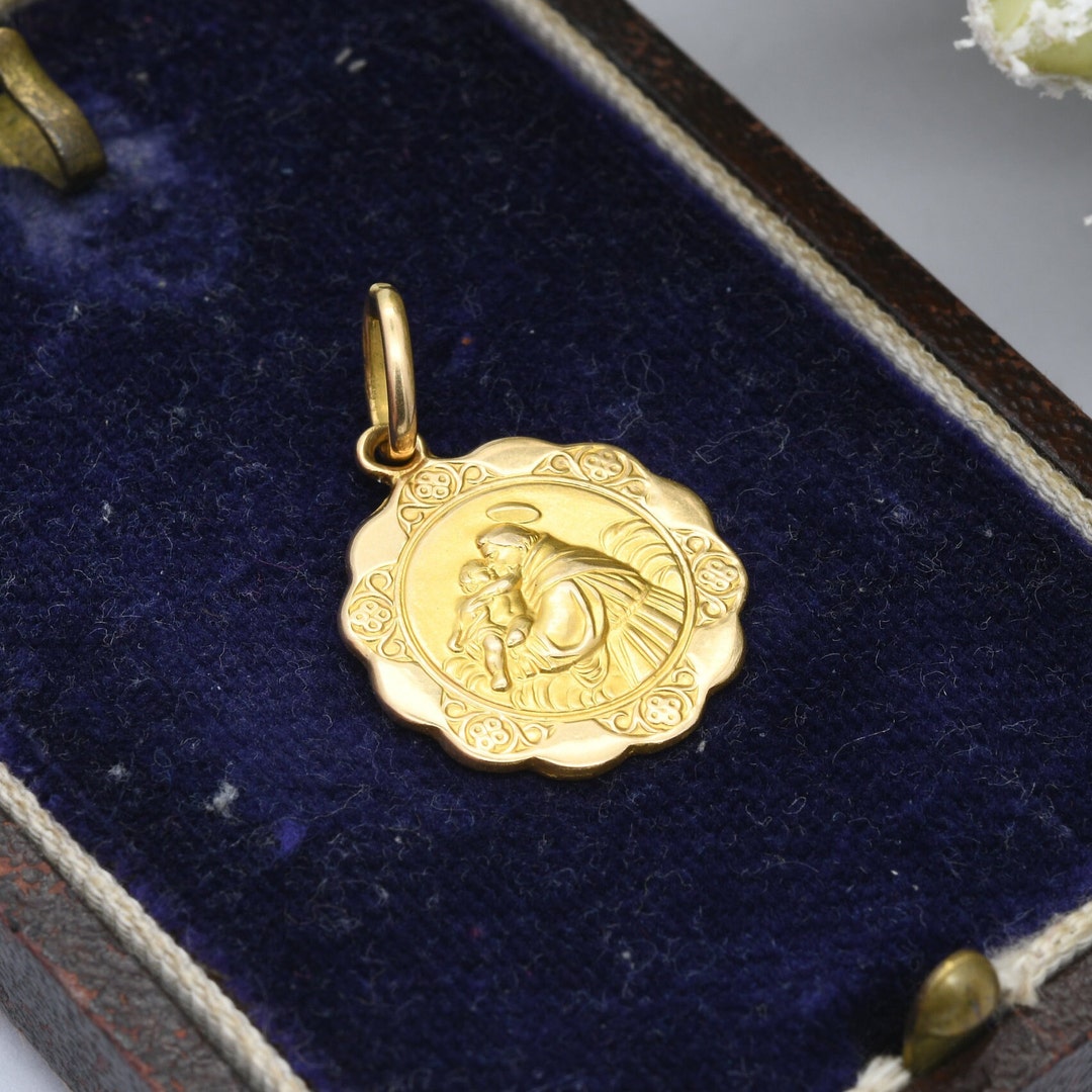 Vintage 18ct Gold St Christopher Pendant Italian Christian Token Patron Saint of Travellers 750