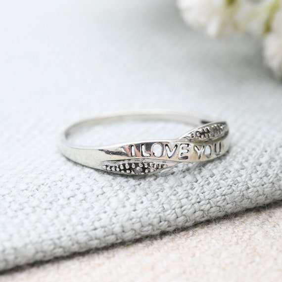 Vintage 9ct White Gold I Love You Ring With Diamond Everyday Gold Jewellery Gift for Girlfriend Twist Band UK Size T US Size 9 1 2 Etsy UK