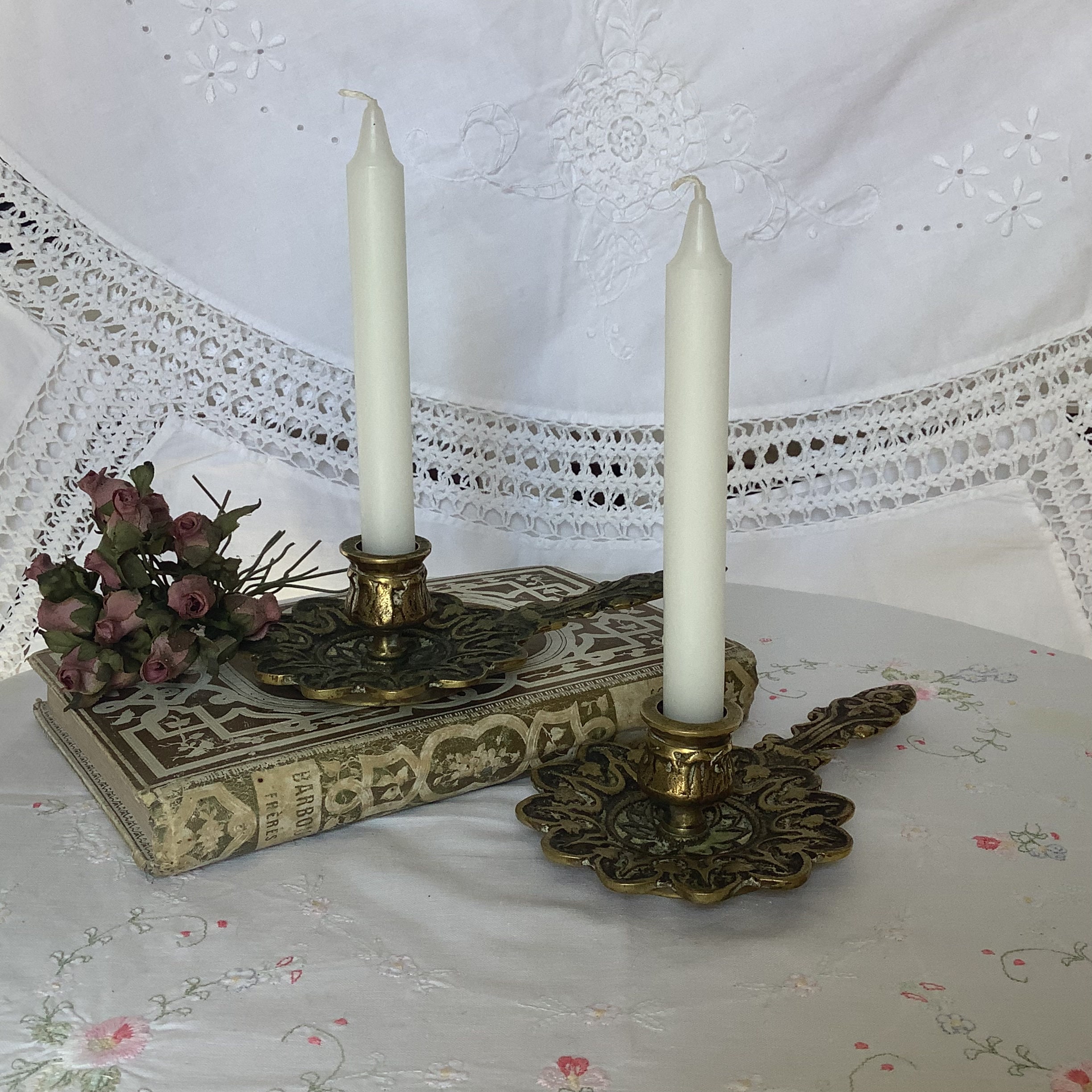 Paire Petit Français Bougeoir en Bronze, Décor Vintage Français,