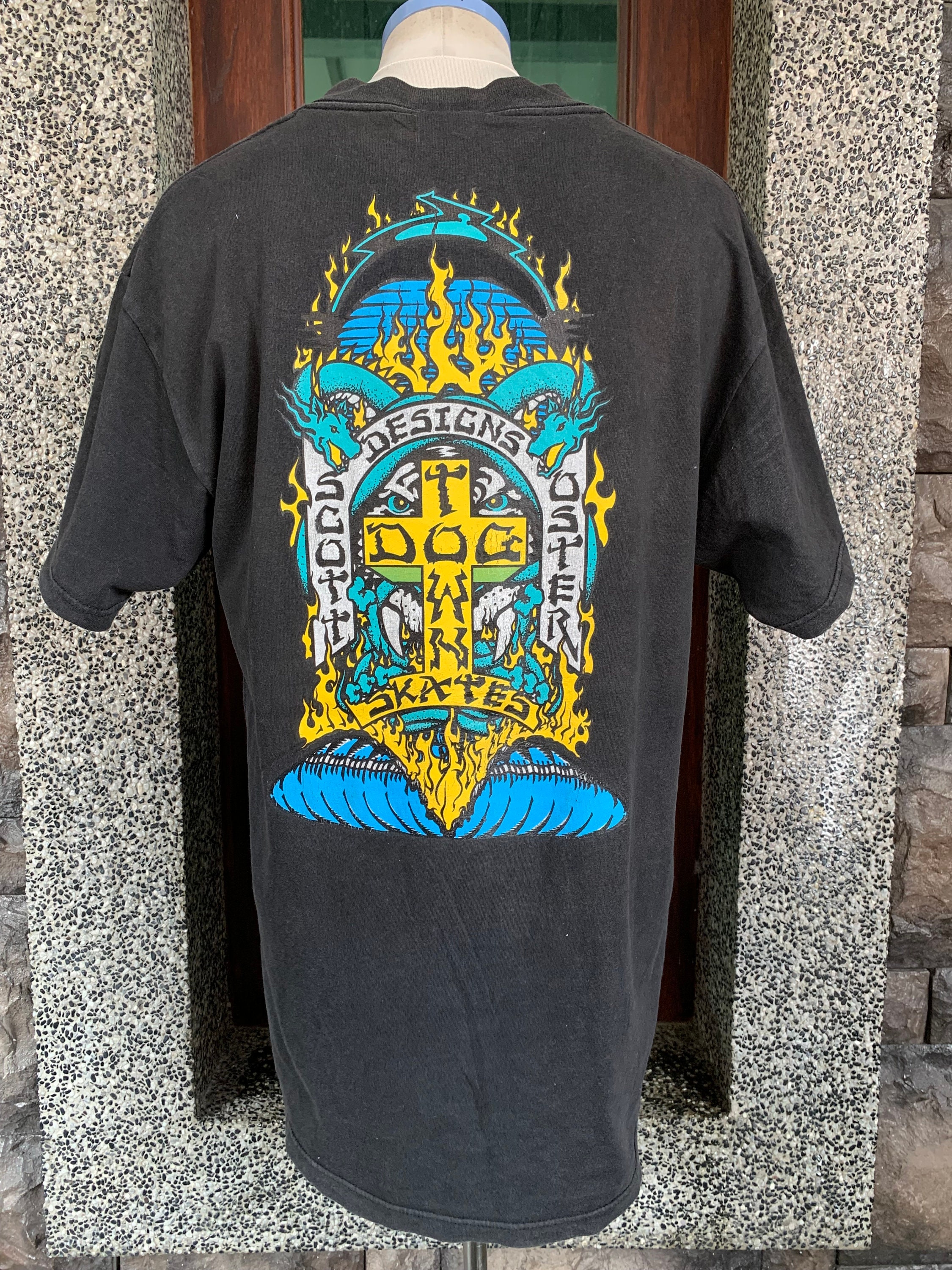Vintage 90s DOGTOWN Skates Scott Oster Designs T Shirt - Etsy Vintage 90s DOGTOWN Skates Scott Oster Designs T Shirt - Etsy