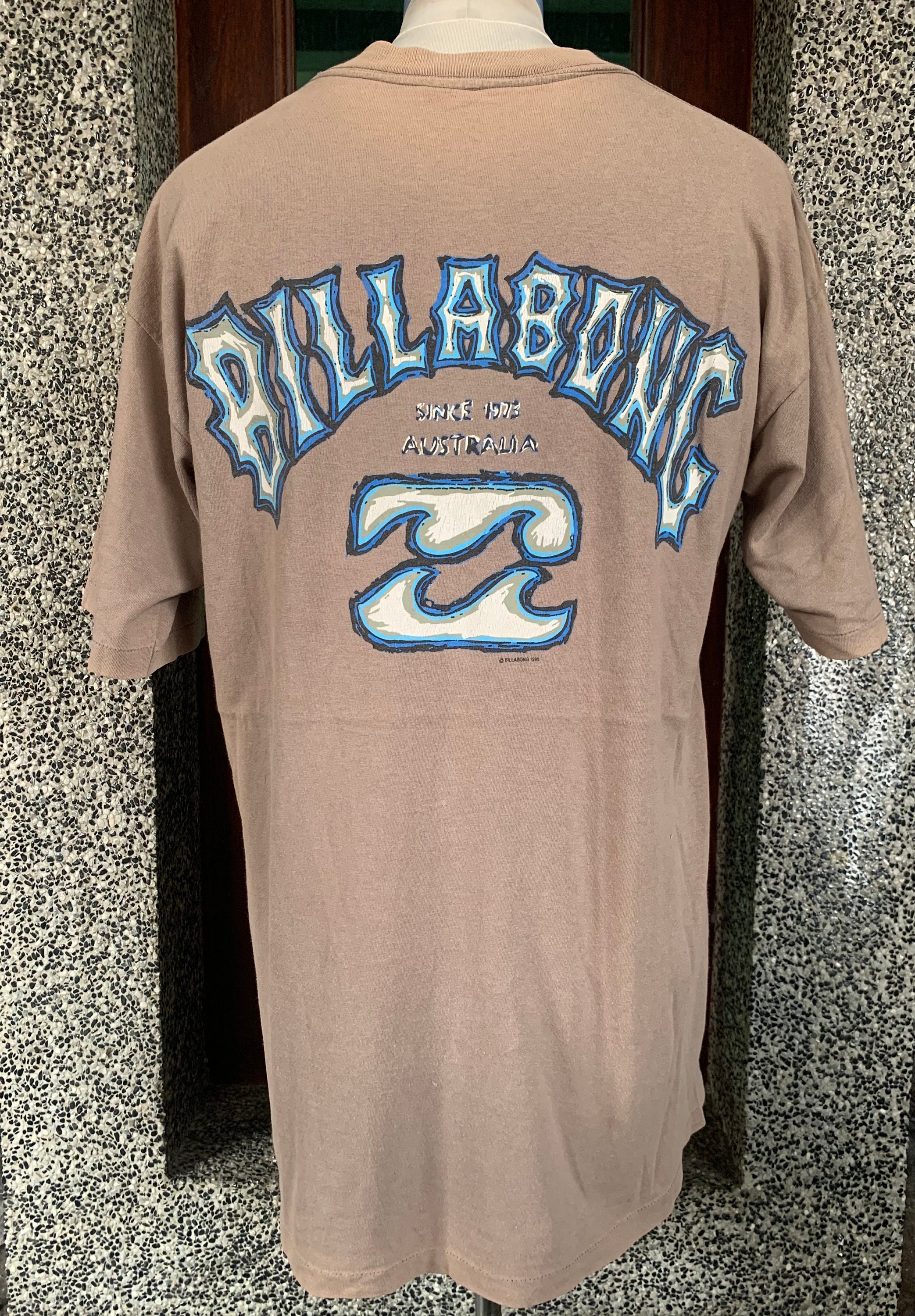 Old 2024 billabong shirts