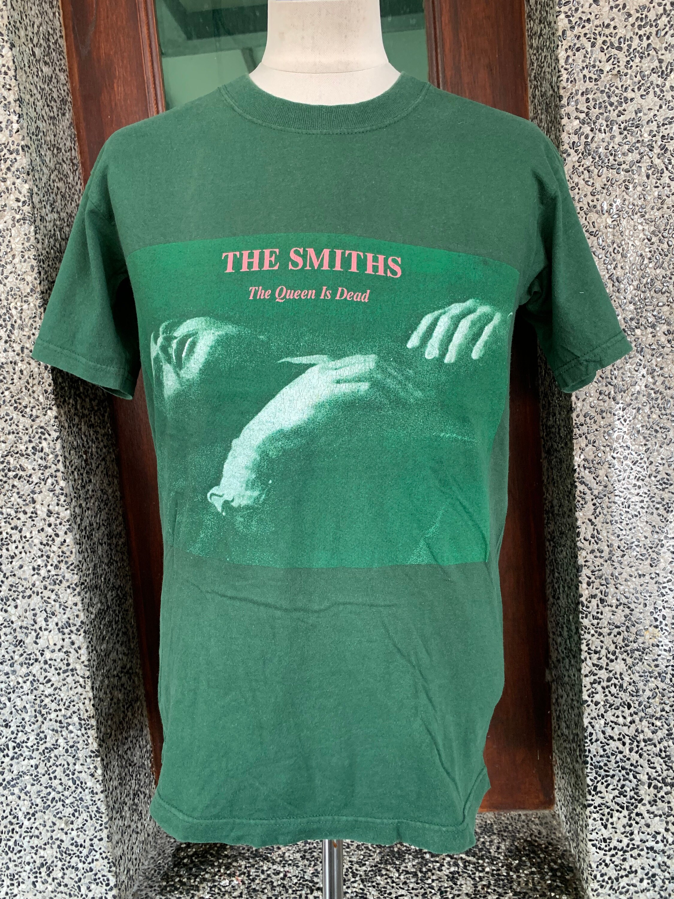 Vintage THE SMITHS “the Queen is Dead” Rock Band T Shirt - Etsy