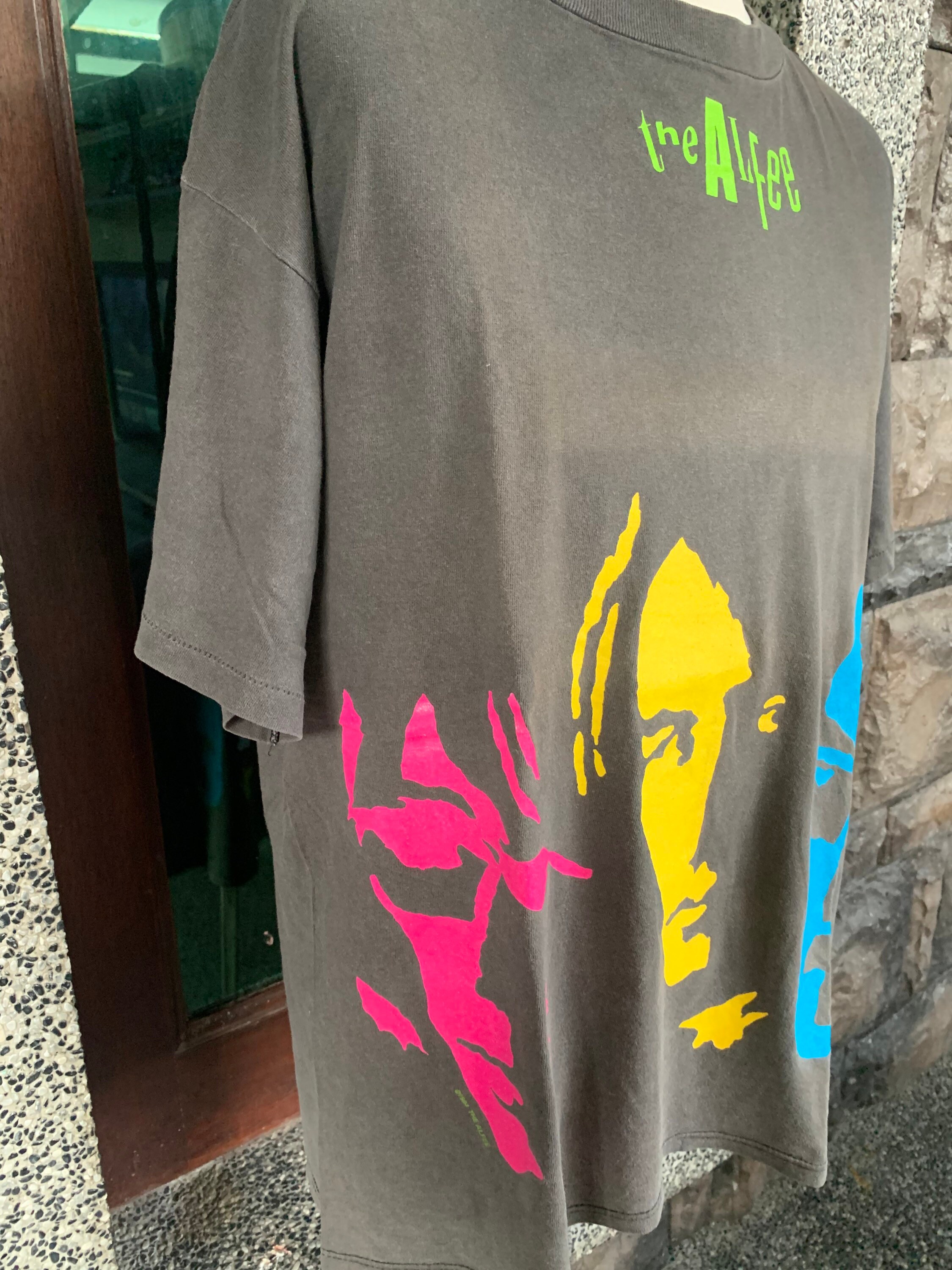 Amazon.co.jp: THE ALFEE Tシャツ : スポーツ＆アウトドア