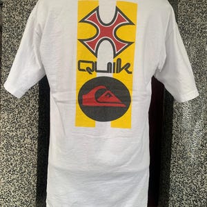 Vintage 90er Jahre Quiksilver Surf / Surfing T-Shirt