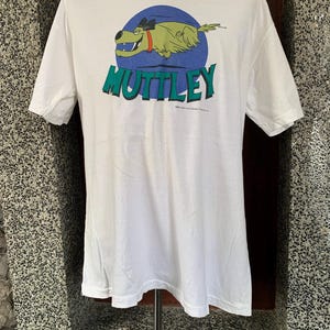 Vintage 90s Muttley Hanna Barbera Productions T shirt