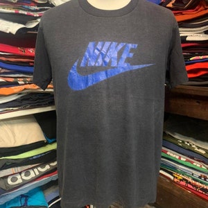 Vintage 80&#39;s Nike swoosh Blue Tag T shirt