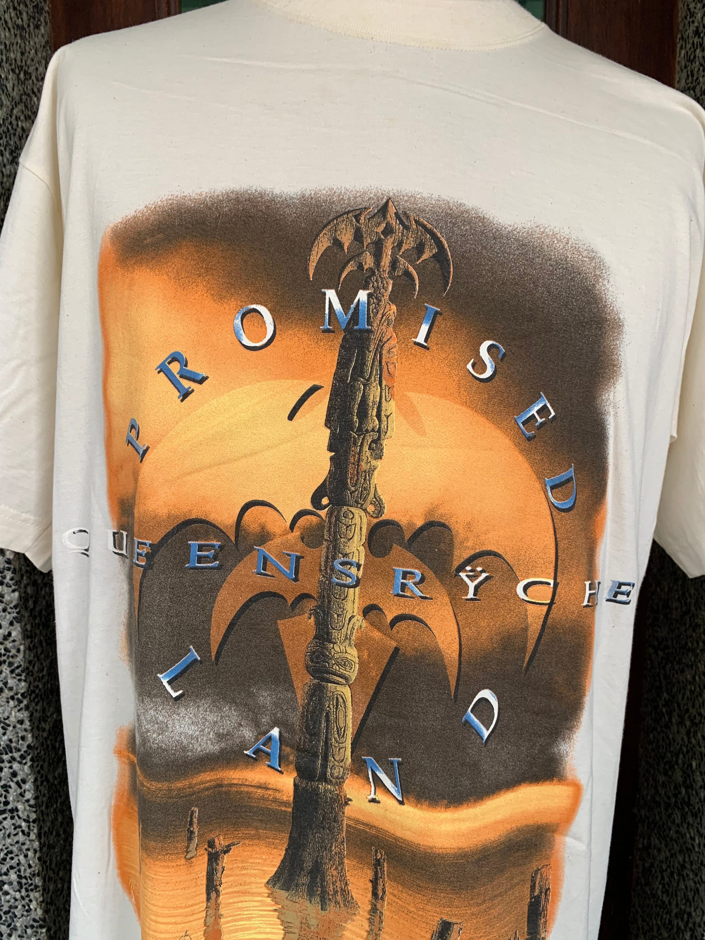 Queensrÿche Promised Land 長袖カットソー fit=scale-down,w=1200
