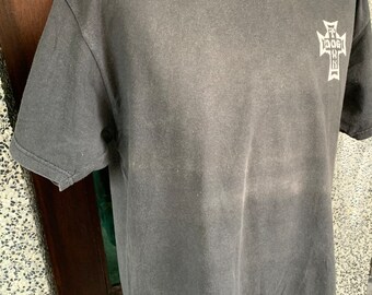 Vintage 90s DOGTOWN Skates Scott Oster Designs T Shirt - Etsy Vintage 90s DOGTOWN Skates Scott Oster Designs T Shirt - Etsy