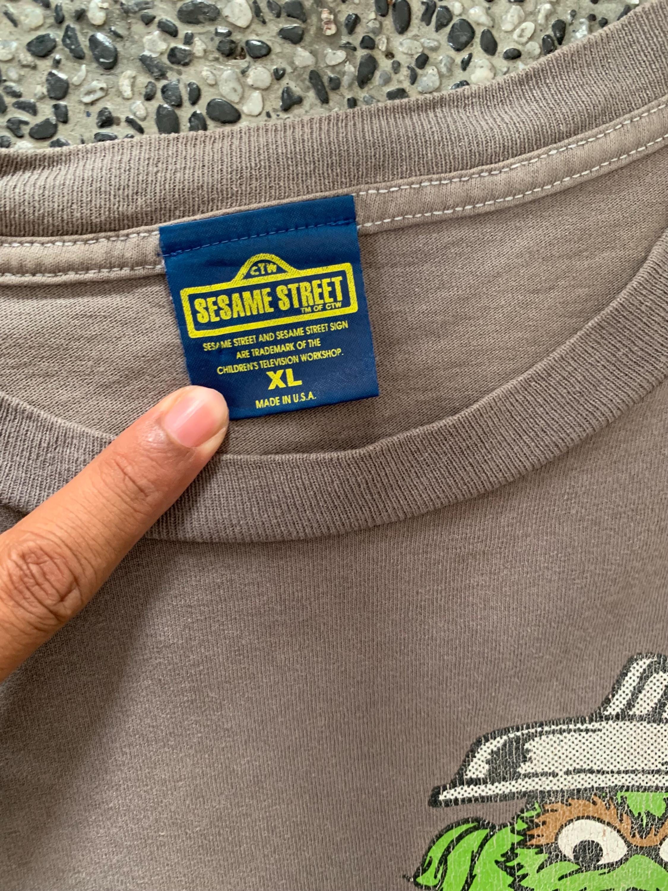 ヴィンテージ90年代セサミストリートグラフィティグラフィックTシャツ 