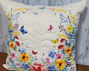 Floral Wreath Pillows, handmade pillow, handmade quilt, spring throw pillow, floral pillow, handmade gift, made in the USA