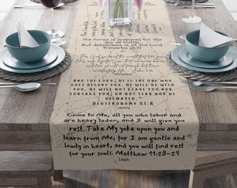 Handgeschriebener Schrift Verse Tischläufer | Cotton Poly - Privater Eintrag für Leah Custom Order