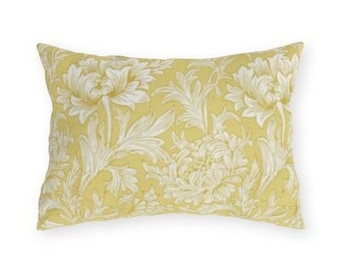 Coussin imperméable en toile « Chrysanthème » William Morris - Coussin d'extérieur lombaire vintage en toile victorienne - Coussin en toile jaune William Morris