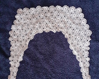 Victorian vintage Lace collar