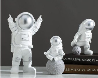 Astronaut Action Figures Space Man Home Decoration Desk Decor