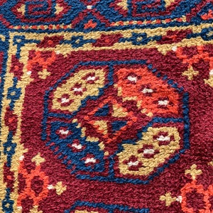 Vintage Wool Rug. Living Room, Bedroom, Entry Oriental Rug. Tapestry Wall Decoration. Pink Tones Retro Carpet. Cozy Boho Home Decor. image 3
