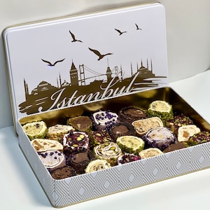 Mixed Turkish Delight, Turkish Delight ,with Pistachio and coated by Refa Food Pistachious Delight, Best ,Turkish Delight -İn the Metal Box-