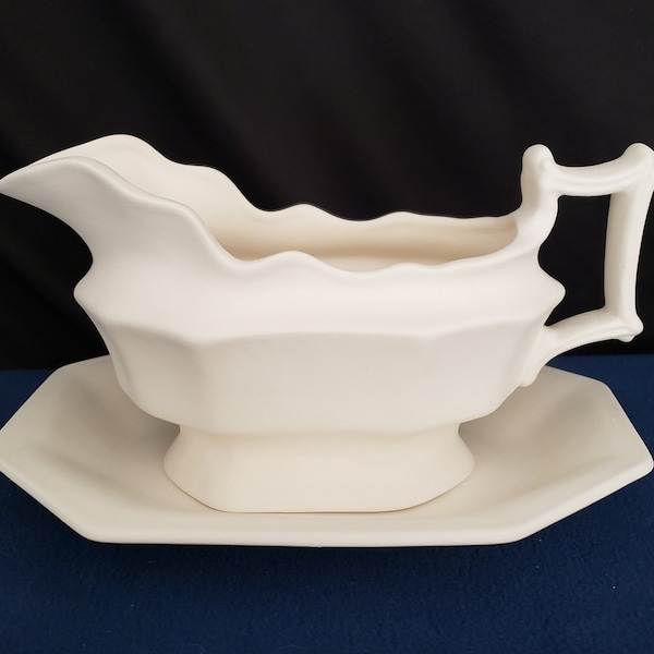 Ceramic Bisque - Gravy boat with tray