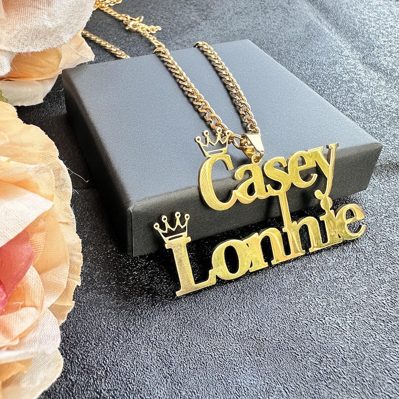 Custom Crown Necklace for Women Couples, Gold Layered Name Necklace