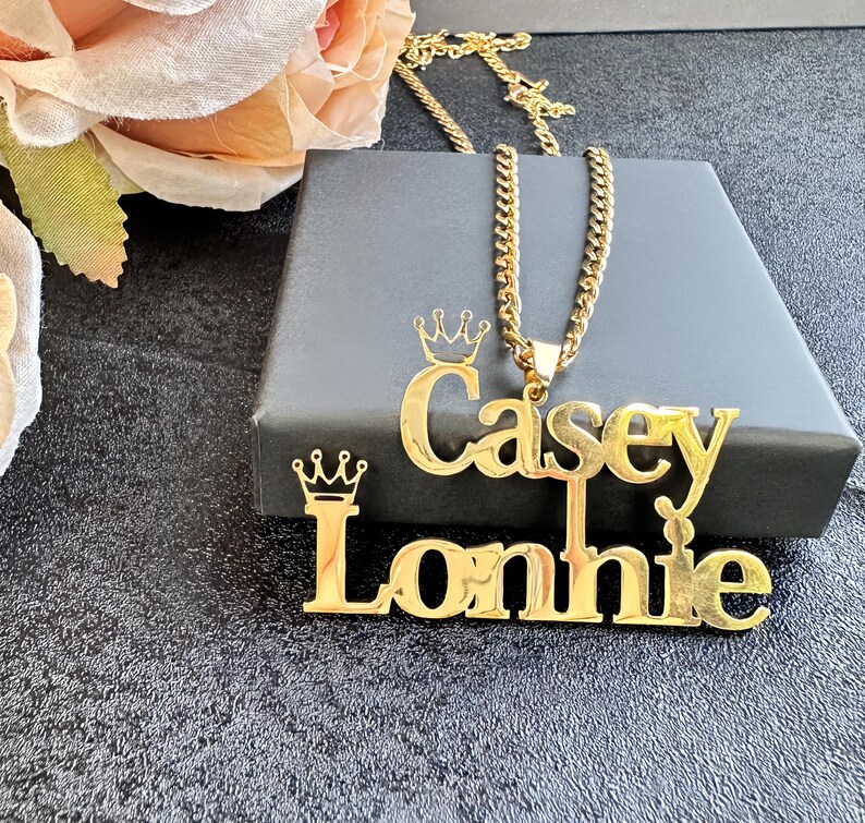 Custom Crown Necklace for Women Couples, Gold Layered Name Necklace