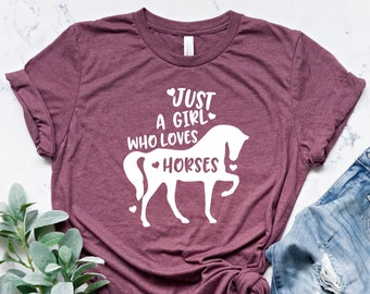 Just a Girl Who Loves Horses, Horse Girl ,Farm Lover, Horse Riding, Horse shirt,Horse Lover Shirt, Horse Lover Gift Longsleeve,Animal Lover