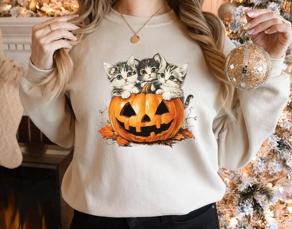 Vintage 90s Cat Halloween Sweatshirt, Spooky Season Pumpkin Cat Sweatshirt, Retro Halloween Shirt, Cat Lover Shirt, Black Cat, Spooky Season