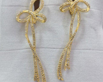 14K Gelbgold Diamant Bogen Ohrringe: Handgemachte Schmuck im Promi-Stil