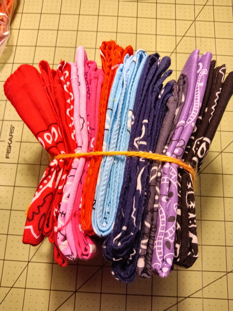 Bandana Fun Bundle of 13 Bandanas, Like New, in Various Colors. Etsy