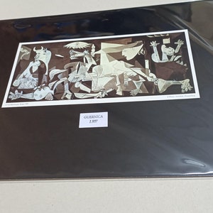 Guernica. Pablo Picasso. Art Print Reproduction 25 x 35 cm. Rigid in transparent bag.