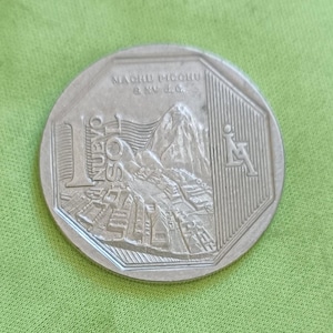 1 Nuevo Sol Coin Peru 2011. Make an offer. A fair price and it's yours