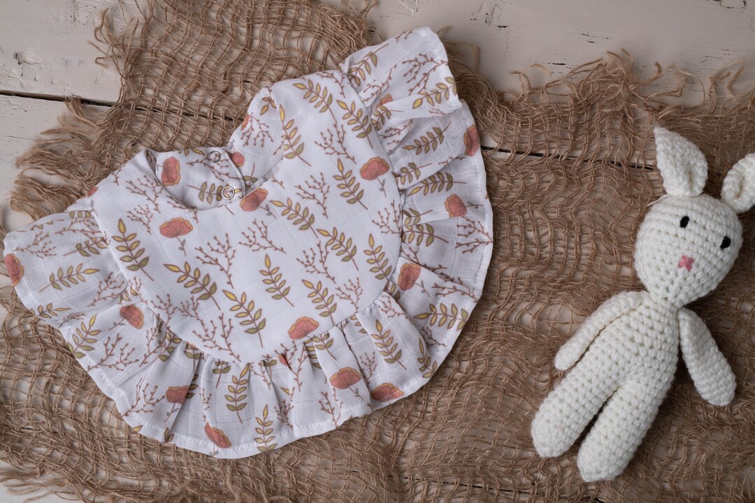 Muslin Ruffled Bibs Flos Rhoeados Organic Muslin Ruffle Baby Bib, Baby Dribble Bib ...
