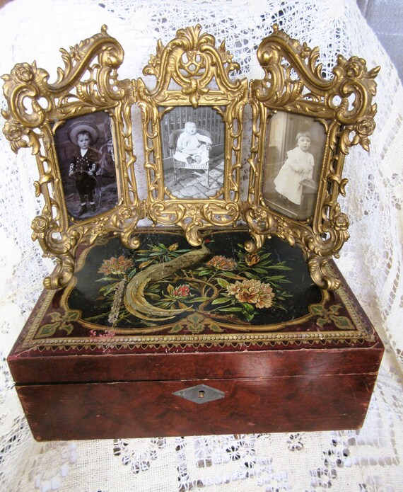 French metal rocaille photo frame. 【公式通販】