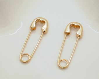 Boucles d'oreilles Epingle à Nourrice, 18K Plaqué Or, Boucles d'oreilles Minimales avec Coeur, Moderne Tendance, Cadeau pour elle