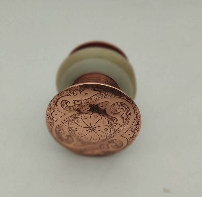 Solid Copper Sink Drain: Unlacquered Pop-Up Drain - 1.5 Inch image 3