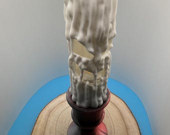 Gruselige 3D Kerze mit flackerndem Teelicht