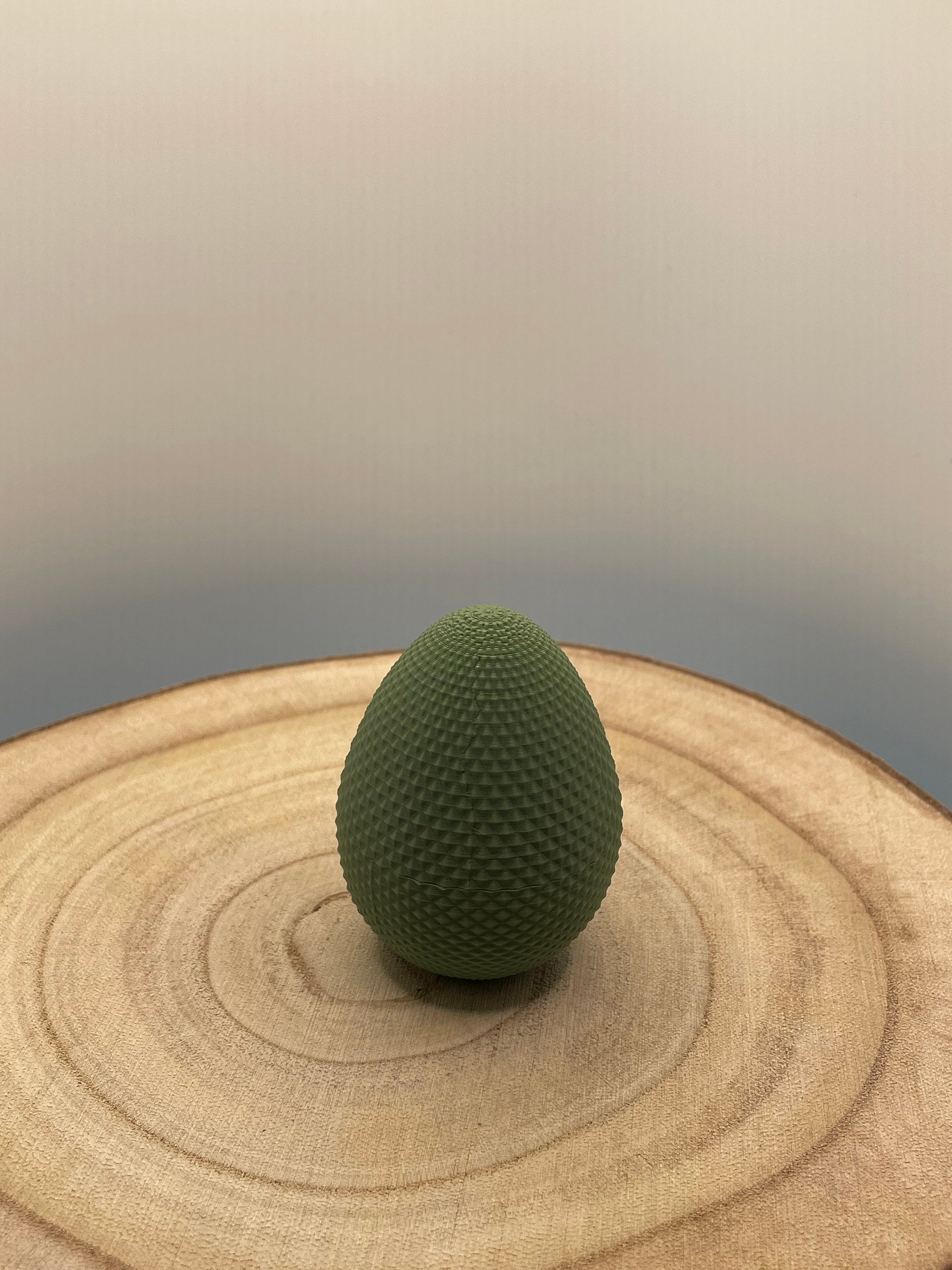 Jeux de Pâques. Labyrinthes à imprimer gratuits. Jeu facile ou