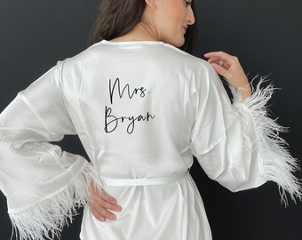 Robe de plumes blanches personnalisées, Robe de mariée personnalisée, Robe de plumes, Robe de plumes de mariée, Robe de mariée, Robe de Mme personnalisée, Robe de Mme, Robe de Mme personnalisée