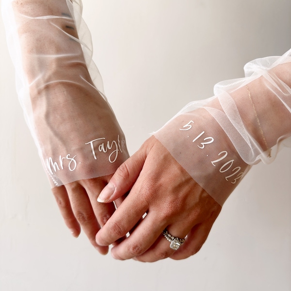 Bridal Gloves, Tulle Gloves, Personalized Bridal Gloves, White Bride Gloves, Fingerless Gloves, Tulle Sleeves, Custom Bride Gloves