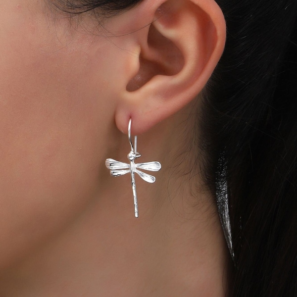 Women Silver Earrings , Dragonfly Sterling Silver Earrings, Women Handmade Dragonfly Earrings, Dainty Earrings,  Gift for Her, Gifts For Mom