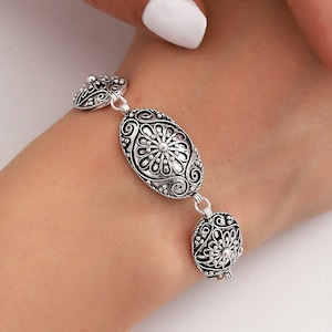 Sterling Silver Boho Bracelet: Textured Flower Filigree Jewelry