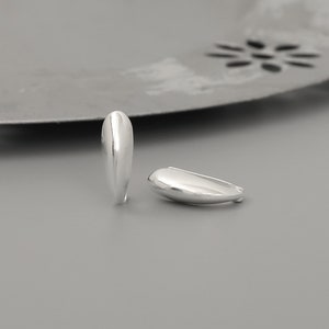 Minimalistiska örhängen i 925 sterlingsilver: Unika lätta vardagssmycken bild 5
