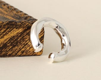 Chunky Silver Ear Cuff – Organic Minimalist Non Pierced Earring – Modern Sculptural Ear Wrap