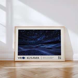 Impresión artística de la noche estrellada de Yayoi Kusama, obra de arte de galaxia / decoración de pared celestial para hogares modernos, sala de estar, dormitorio, sala de juegos, dormitorio de adolescentes