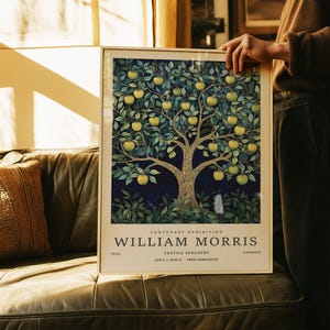 Poster botanico di arte murale dell'albero - Stampa di un melo vintage con foglie e frutta - Decorazione naturale ispirata a William Morris, cucina, soggiorno