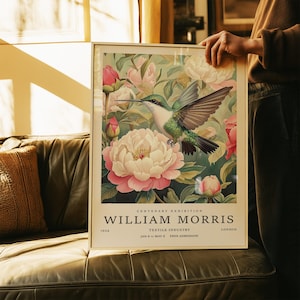 Láminas de colibríes, arte mural botánico de estilo vintage con peonías. Póster floral inspirado en William Morris para dormitorio y sala de estar.