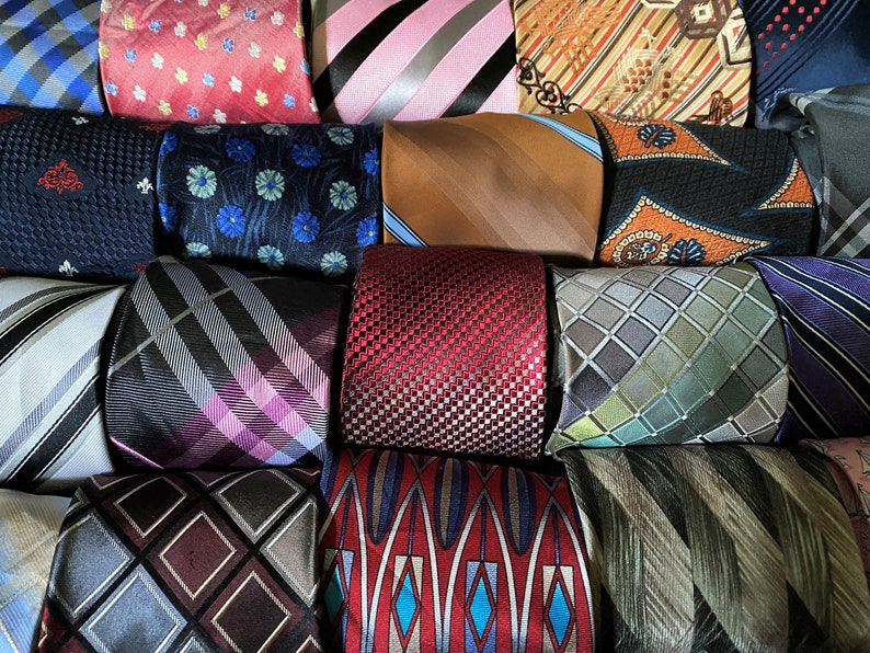 24 Pieces Mens Designer Silk Neckties Lot Wholesale Wear Quilt Craft