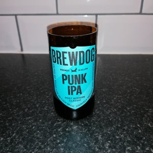 Brauen Sie Hund Punk IPA 330ml recycelte Glasflasche in einen Becherglasstifttopf